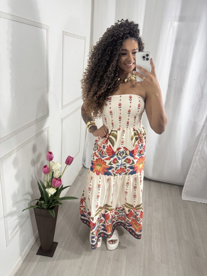 Vestido longo com lastex